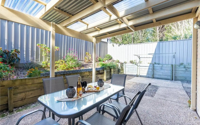 The Seahorse 3a Seahorse Close