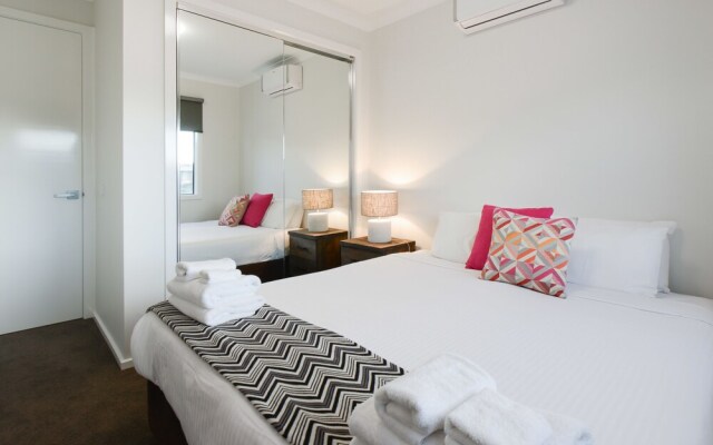 Boutique Stays - Caulfield Central