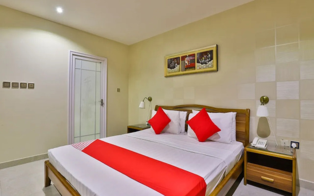 OYO 370 Inwan Residential Units