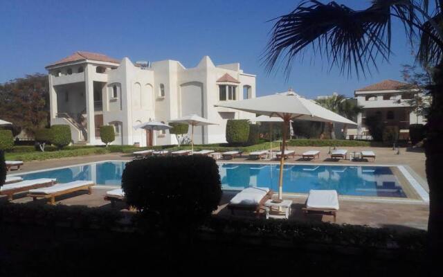 Tamra Residence Hotel Apartment
