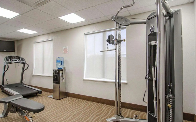 Suburban Extended Stay Hotel Estevan