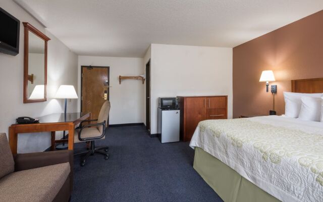 Days Inn Greenfield