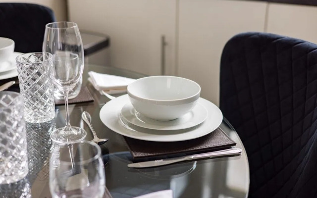 Avari Apartments - Hatton Collection
