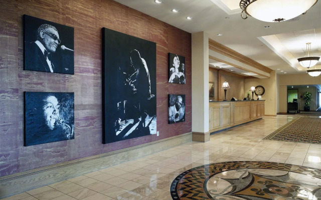 Hilton Kansas City Airport