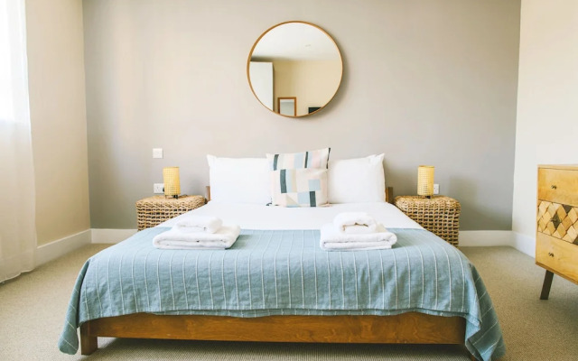 Spacious 3 Bedroom Apartment in South Kensington near Museums