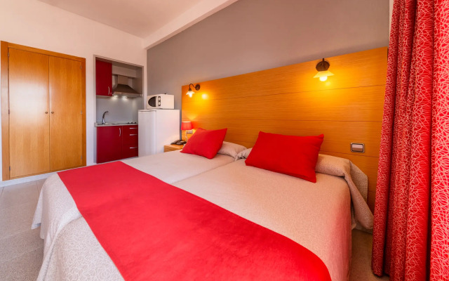 Apartamentos Isla del Sol Aparthotel