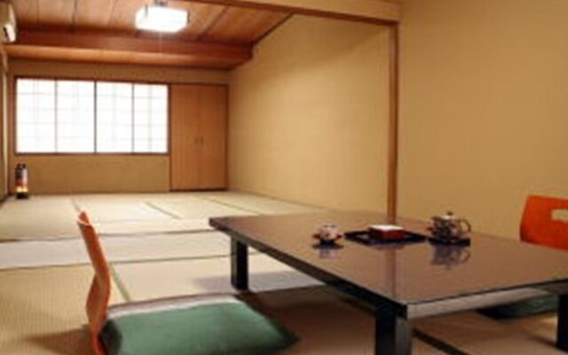 Kikunoya Ryokan