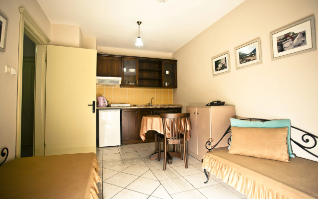 T & G Apartments