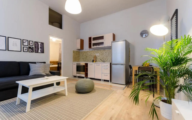 I30 Studio Apartment In Central Location.