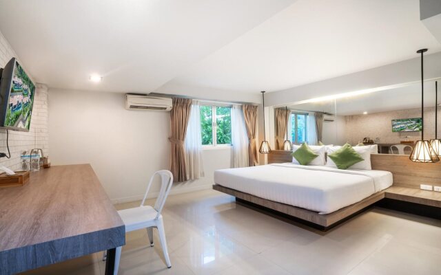 MORE Patong Hotel