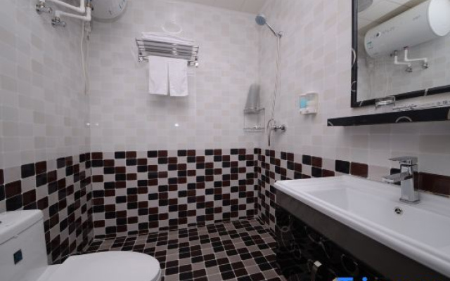 Yunchi Business Hotel (Wukesong 301 PLA General Hospital, Beijing)