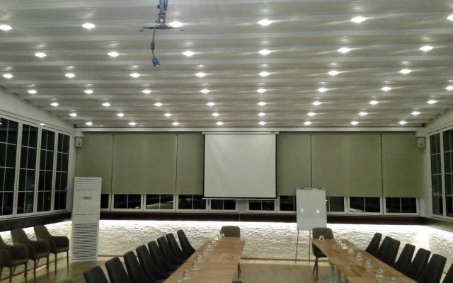 Capital Tirana Hotel Bruci
