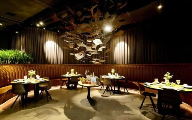 Huayang Plaza Hotel