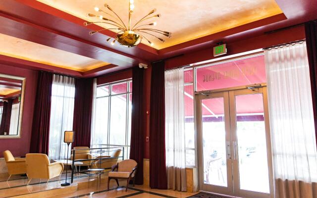 Crest Hotel Suites