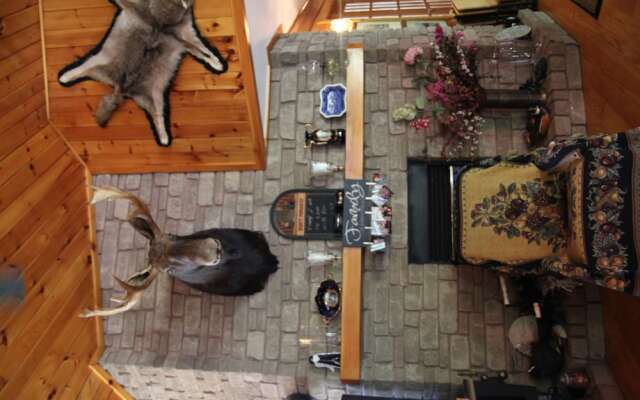 Jewel on the Hill Bed & Breakfast