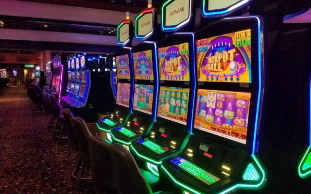 Ho-Chunk Casino Hotel - Wisconsin Dells