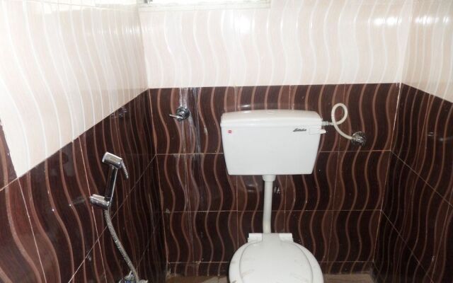 Riya Raj Hotel