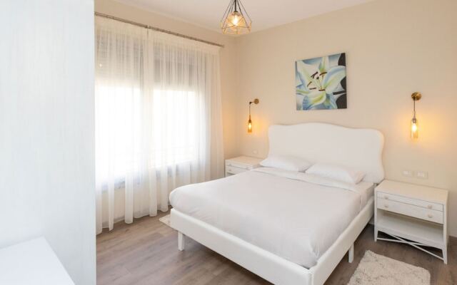 Prime Select Village Gate