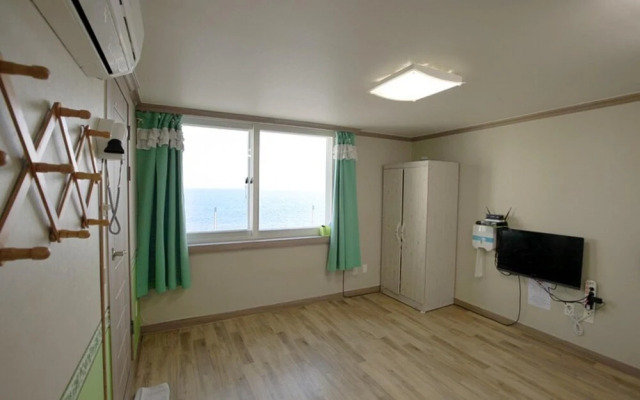 Donghae World Pension