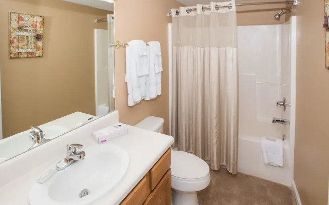Whispering Pines 532