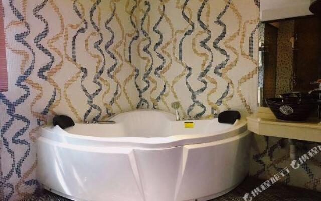 Shanghai Qitian Choice Hotel