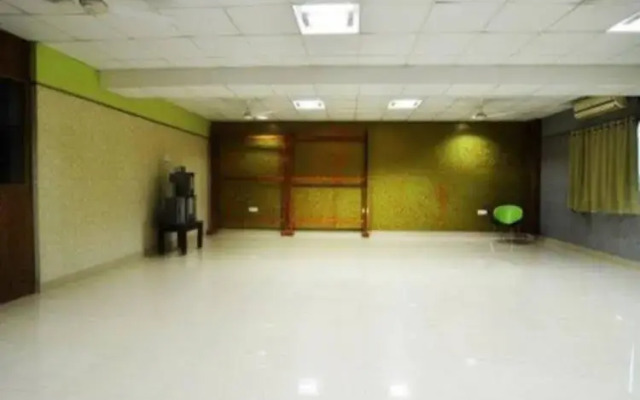 Lotels Serviced Apartments