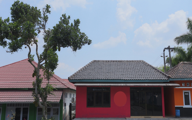 Super OYO 1959 Penginapan Kepurun Pawana Indonesia