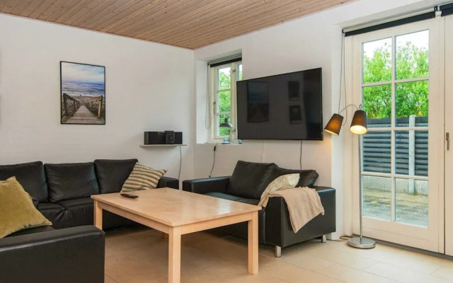 12 Person Holiday Home in Ulfborg