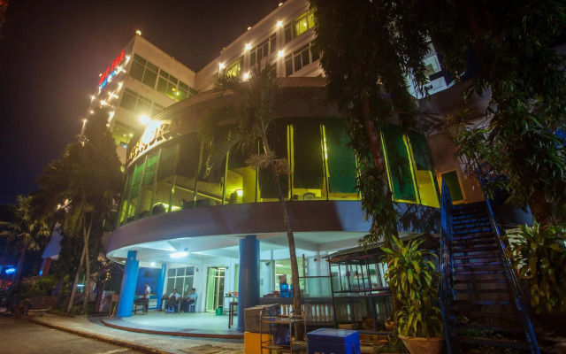 My Tra Riverside Hotel