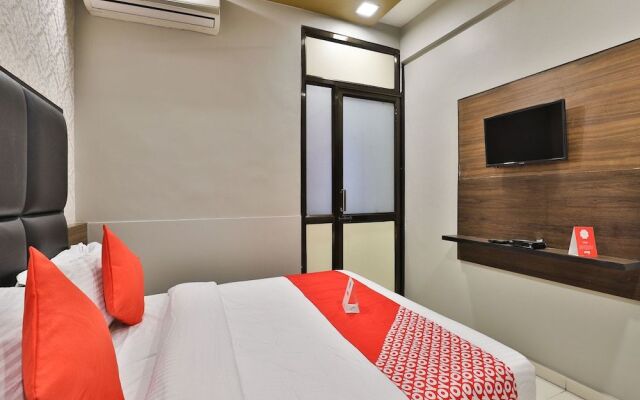 OYO 10501 Hotel Amber