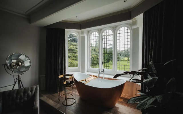 Caer Rhun Hall Hotel