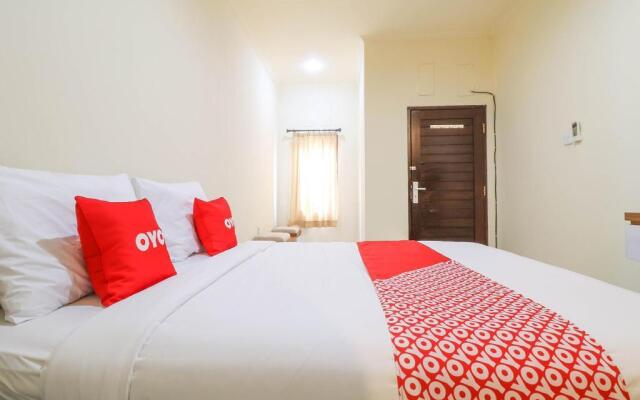 OYO 2178 Merthan House