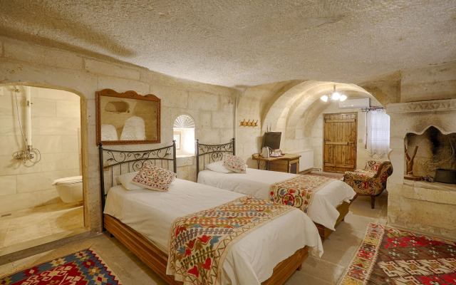 Tulip Cave Suites