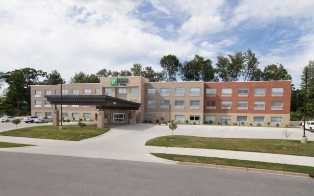 Holiday Inn Express & Suites Michigan City by IHG