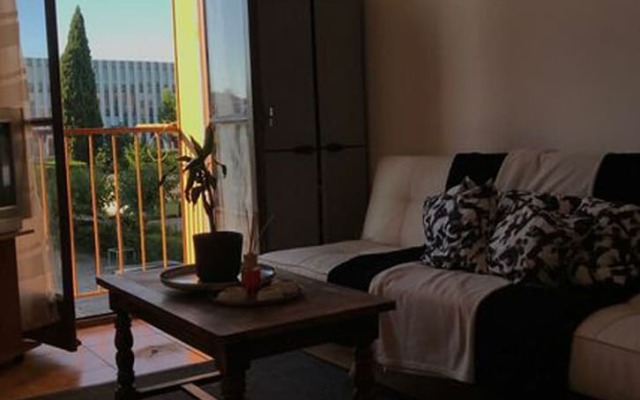 Charming Studio Near Fac - 5min From the Center