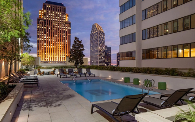 Aloft New Orleans Downtown
