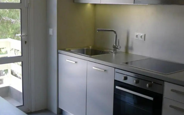 Deluxe Apartment in Vouliagmeni