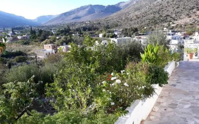 Pension Manolis