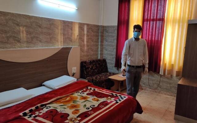 Hotel Aashirwad