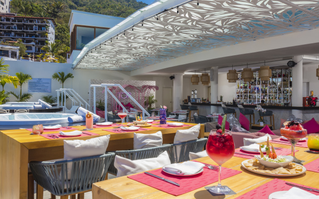 Almar Resort Luxury Beach Front Experience