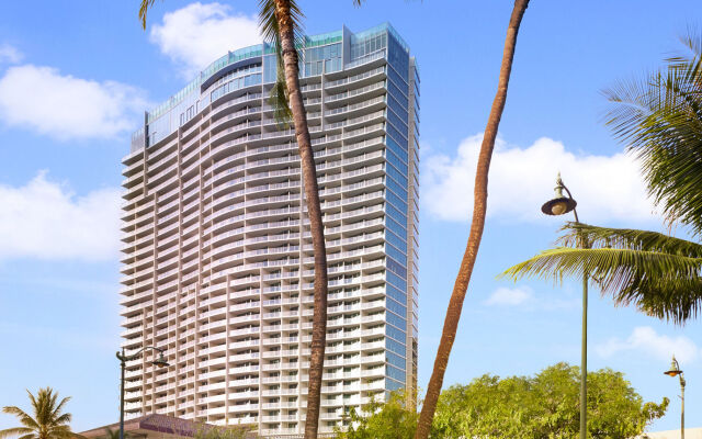 The Ritz-Carlton Residences, Waikiki Beach