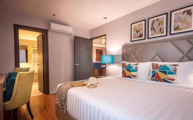 Dalian Peak Hotel