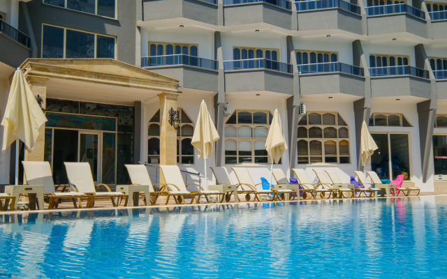 Selen Hotel Icmeler