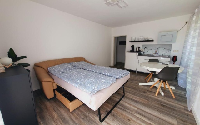 Studio City Apartment, privat 2 Personen, 27qm, high Sp WLAN,