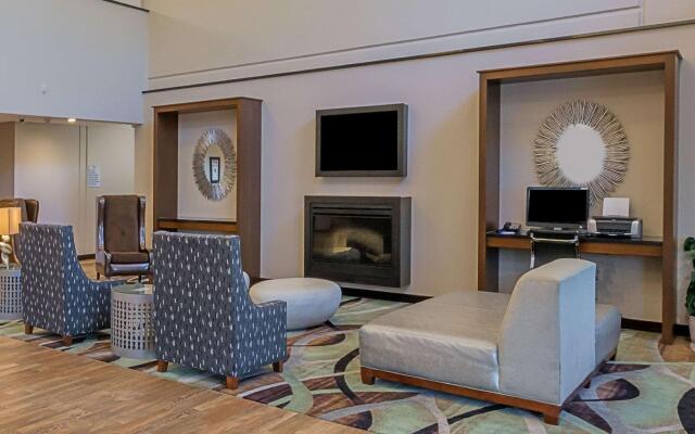 Baymont Inn and Suites - Bellevue