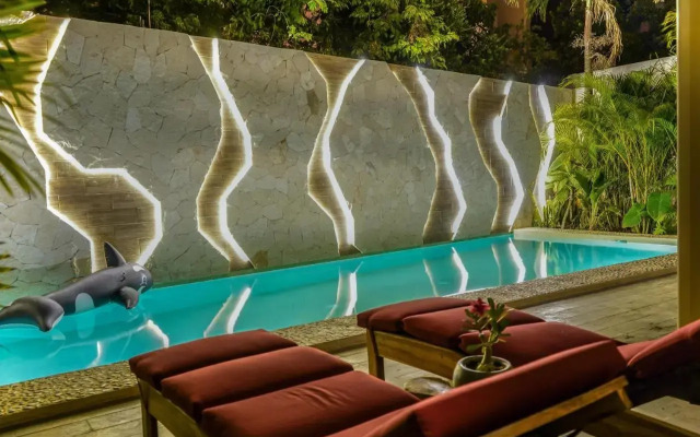Dune Luxury Condos - Suite w Private Terrace