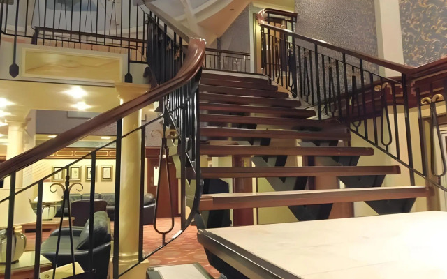 Lakeside International Hotel