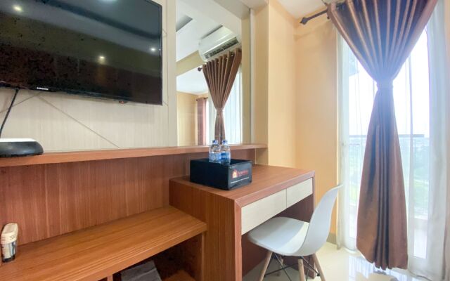 Cozy Studio Room At Oasis Cikarang Apartment