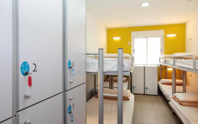 room00 Valencia Hostel