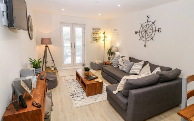 Captain's Quarters - Apartment 2